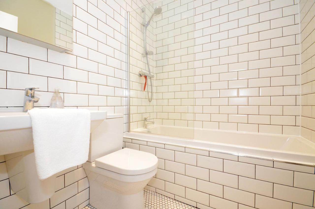 The Mews - 2 Bedroom Luxury, Spacious House With Free Parking ヨーク エクステリア 写真
